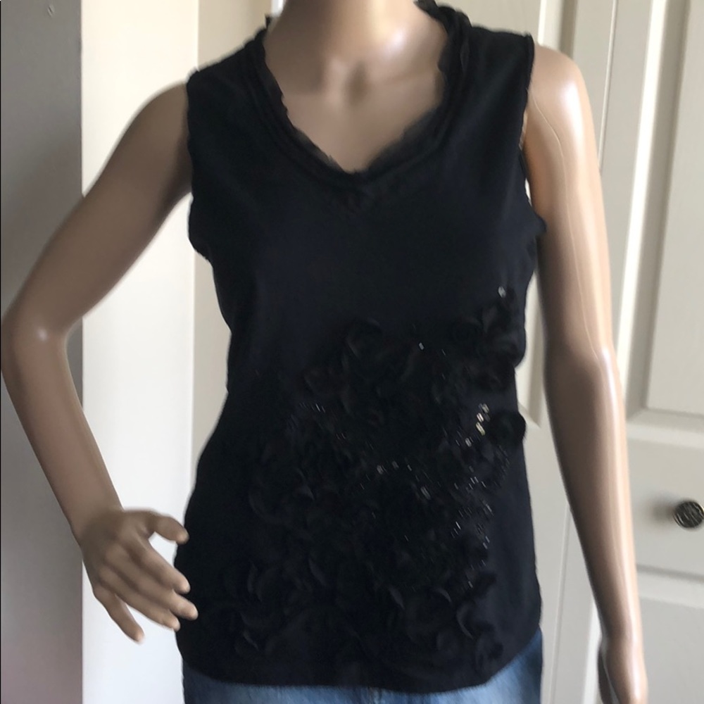 Embellished Top w Flowers